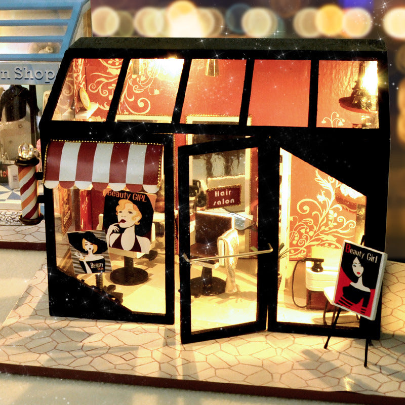 Cute and Creative Hand-assembled Shop
