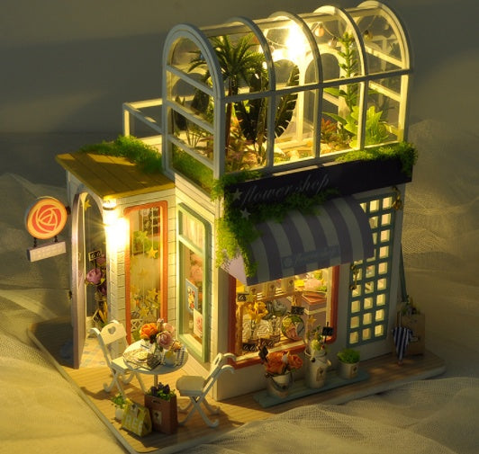 Cute and Creative Hand-assembled Shop