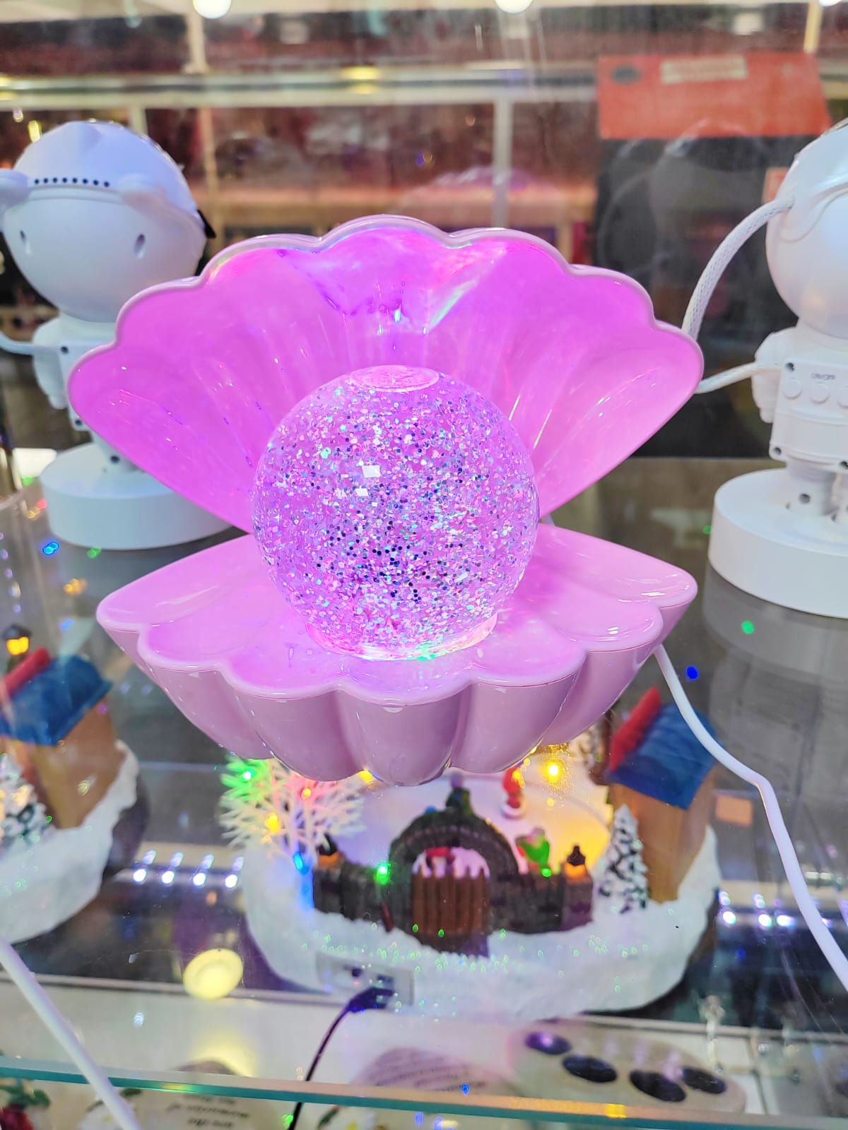 Tianhua Us Modern Smart LED RGB Fog Ball Sea Pearl Shell Lamp for Table Light