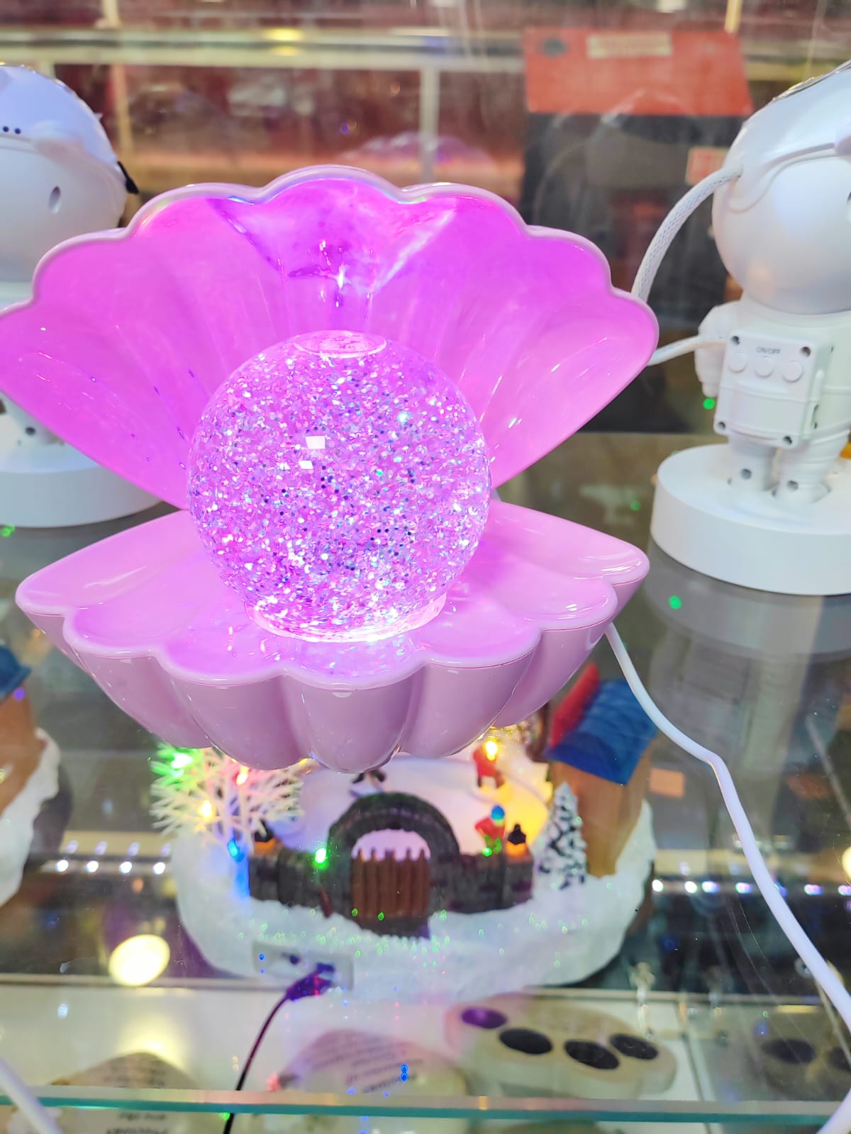 Tianhua Us Modern Smart LED RGB Fog Ball Sea Pearl Shell Lamp for Table Light