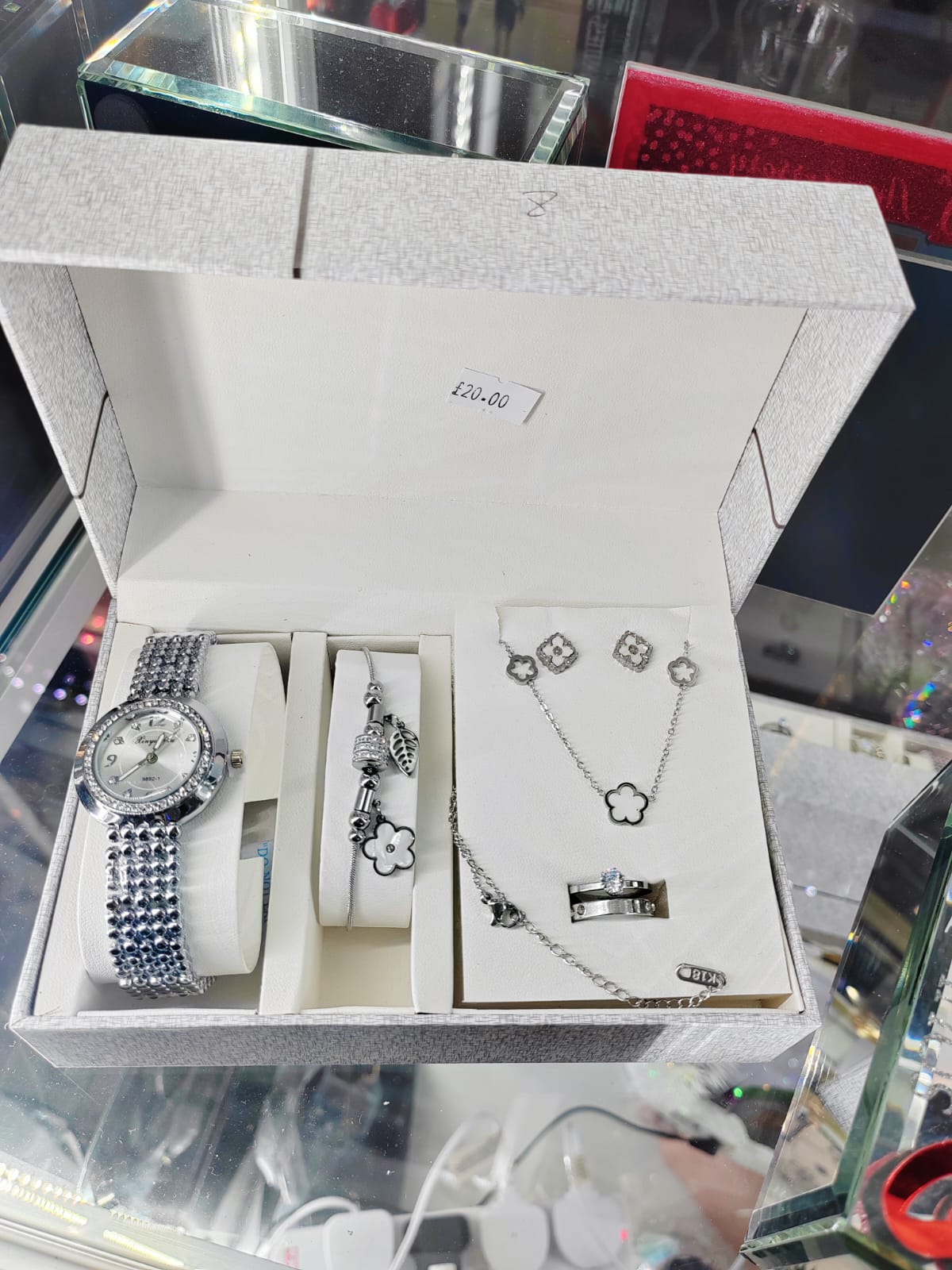 Charming 6pcs Ladies' Jewelry Set Wrist Watch Women's Stainless Steel