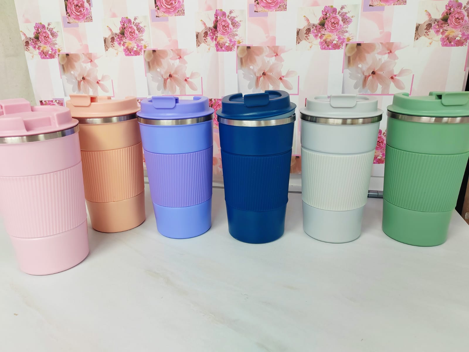 cup with lids (Copy)