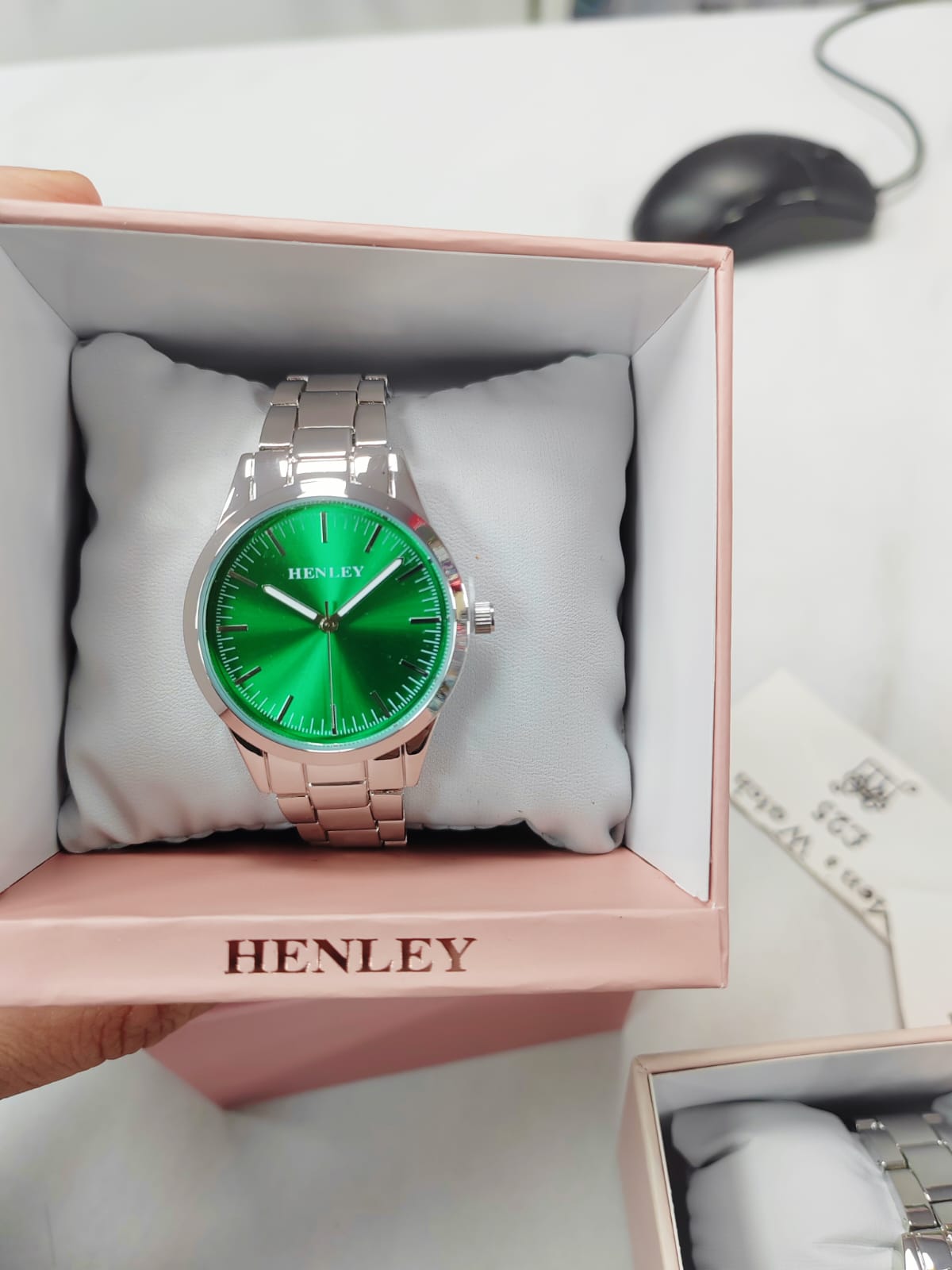 Henley Women's Watch | Silver Tone | Green Sunburst Dial | Stainless Steel Bracelet
